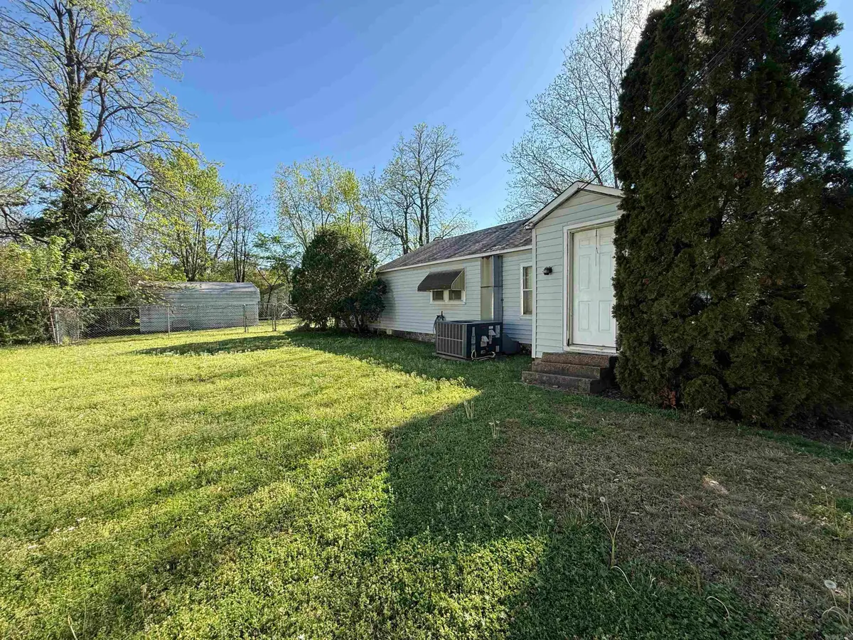 813 Eaton St, Corning, AR 72422 - #1
