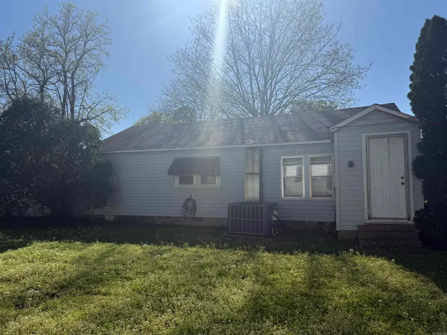 813 Eaton St, Corning, AR 72422 - #2