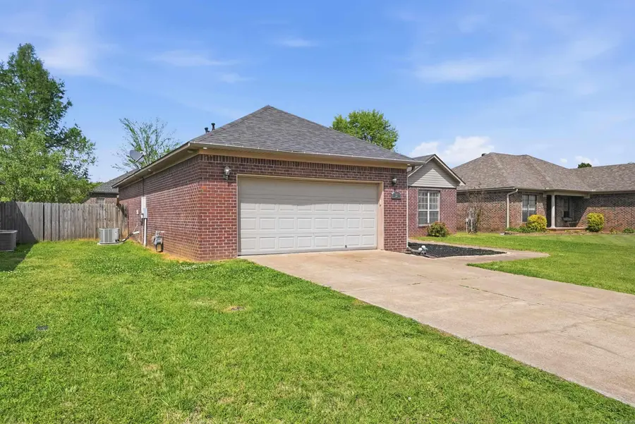 22 Ruby June St, Vilonia, AR 72173 - #3