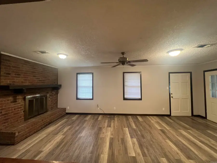 707 W Union St, Bald Knob, AR 72010 - #3