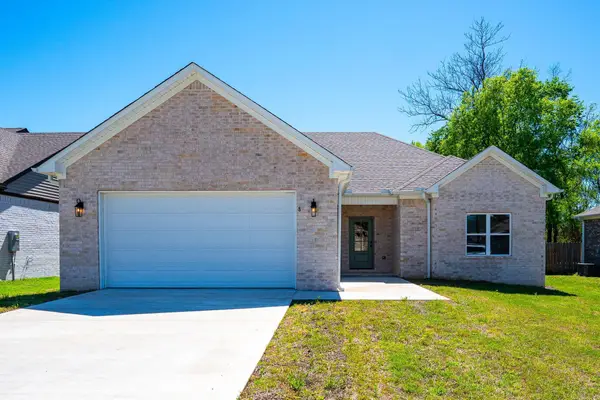 8 Dandelion Drive, Greenbrier, AR 72058