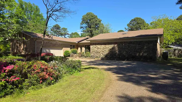 607 Old Post Road, Russellville, AR 72802