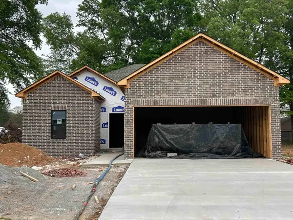 235 Kayla Lane, Lonoke, AR 72086