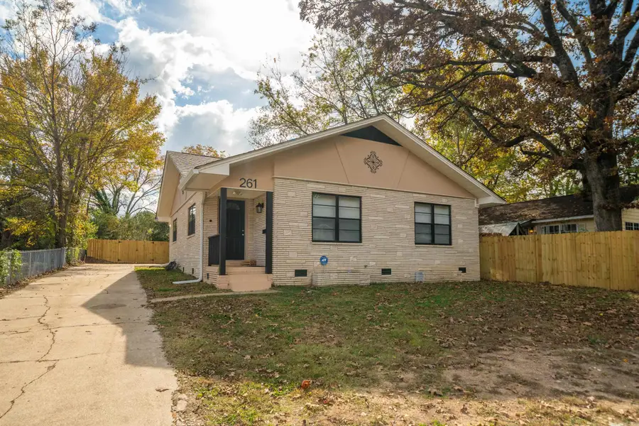 261 Woodlawn Avenue, Hot Springs, AR 71913 - #2
