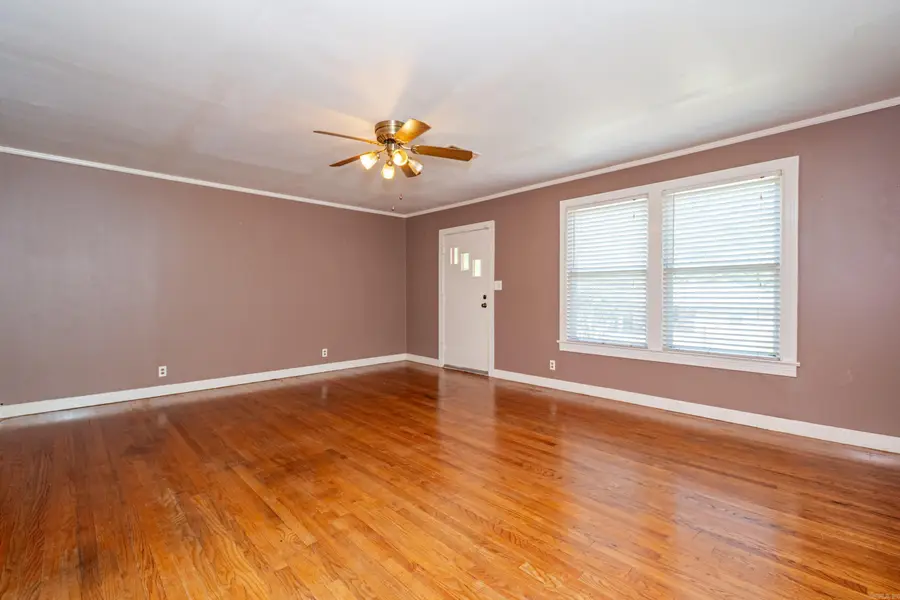 172 N Broadway, El Dorado, AR 71730 - #2