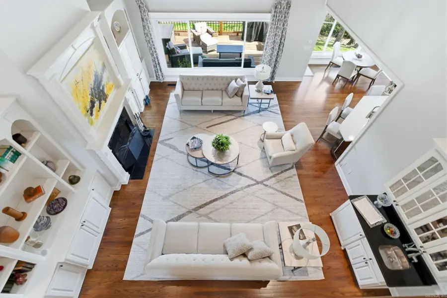 7 Chambord Lane, Little Rock, AR 72223 - #3