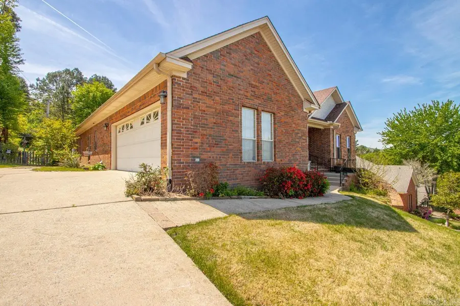 27 Calumet Road, Little Rock, AR 72223 - #2