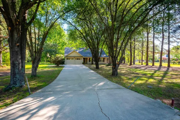 18720 Johns Lane, Roland, AR 72135