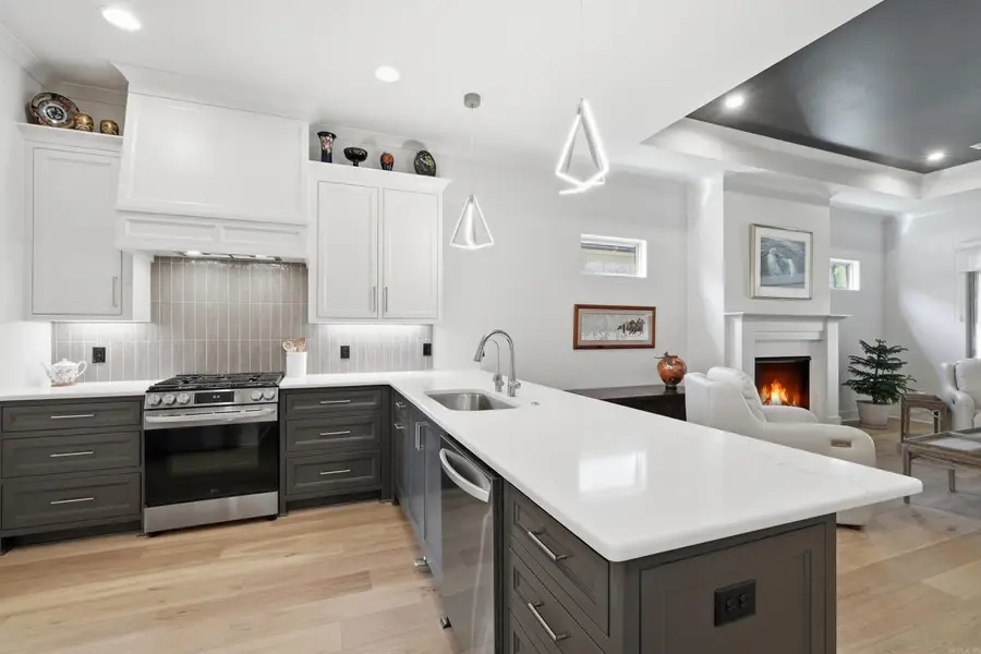 135 Woodlands Park Drive, Little Rock, AR 72211 - #2