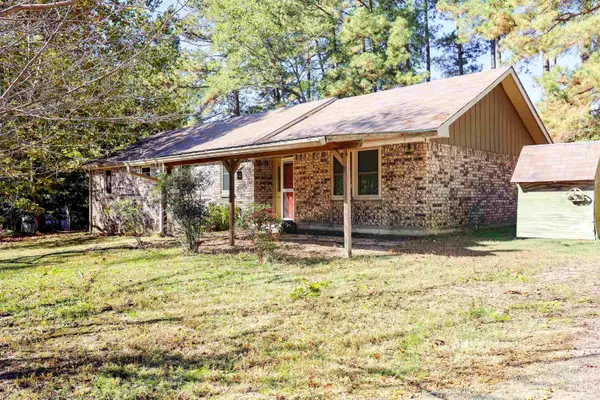 2567 Hwy 70 W, Amity, AR 71921