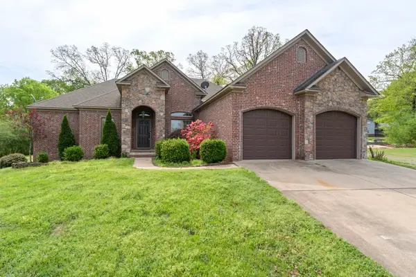 16 Royal Vista Cove, Greenbrier, AR 72058