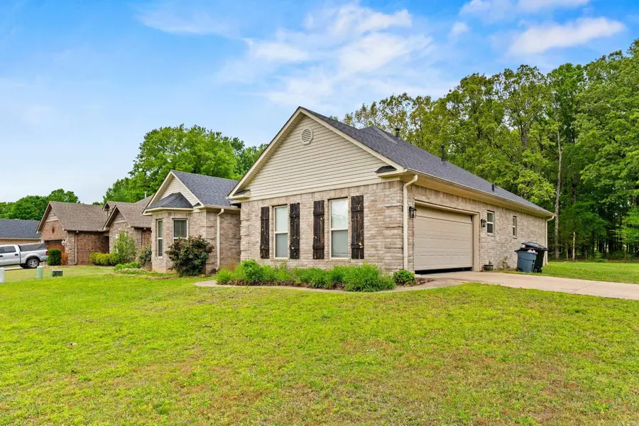 31 Brentwood Drive, Vilonia, AR 72173 - #3