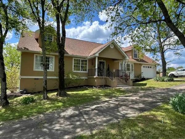 118 Peacry Road, Bonnerdale, AR 71933