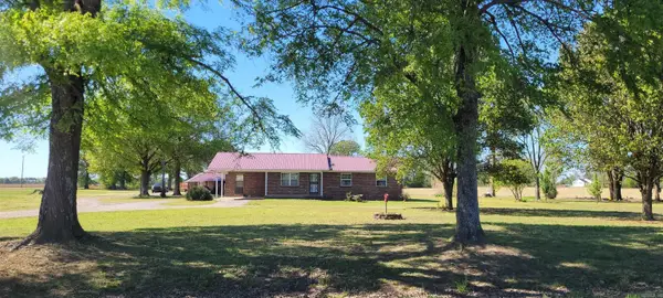 5299 Highway 33, Augusta, AR 72006