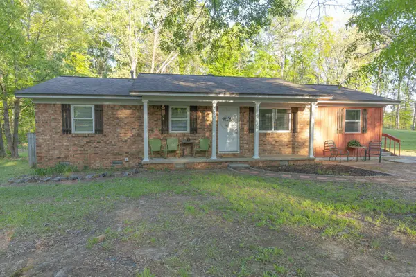 1632 Military Road, Malvern, AR 72104