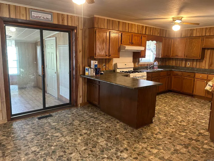 210 Broad St, Lepanto, AR 72354 - #3