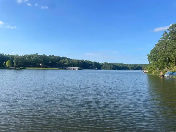 31 Fineza Way, Hot Springs Village, AR 71909