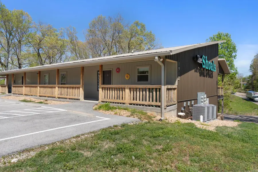 1912 Central Blvd A2 #A2, Bull Shoals, AR 72619 - #2