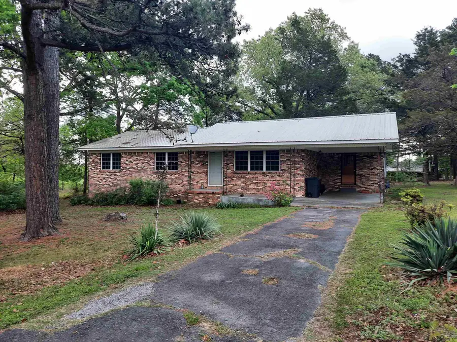 413 Redbud Avenue, Mountain View, AR 72560 - #2