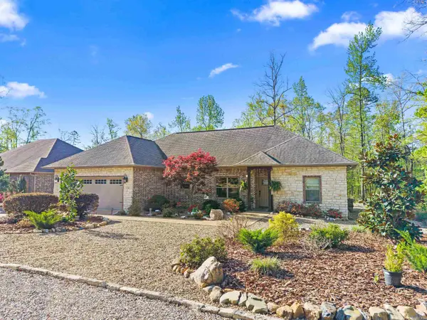 26 Burgos Way, Hot Springs Village, AR 71909