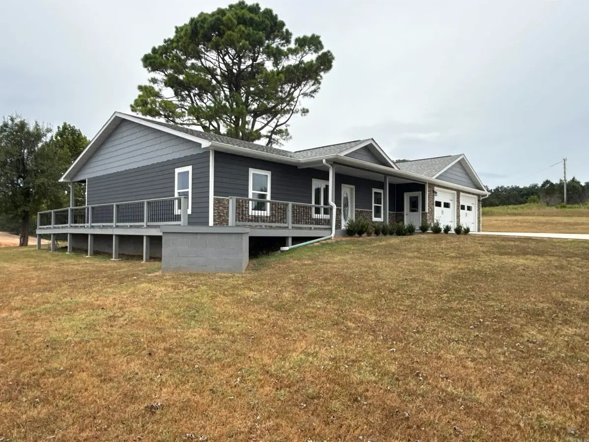 631 Spring Valley Drive, Mammoth Spring, AR 72554 - #1