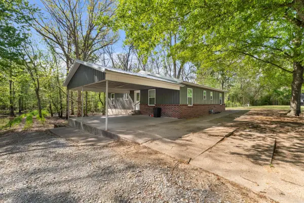 1427 N Second Street, Augusta, AR 72006