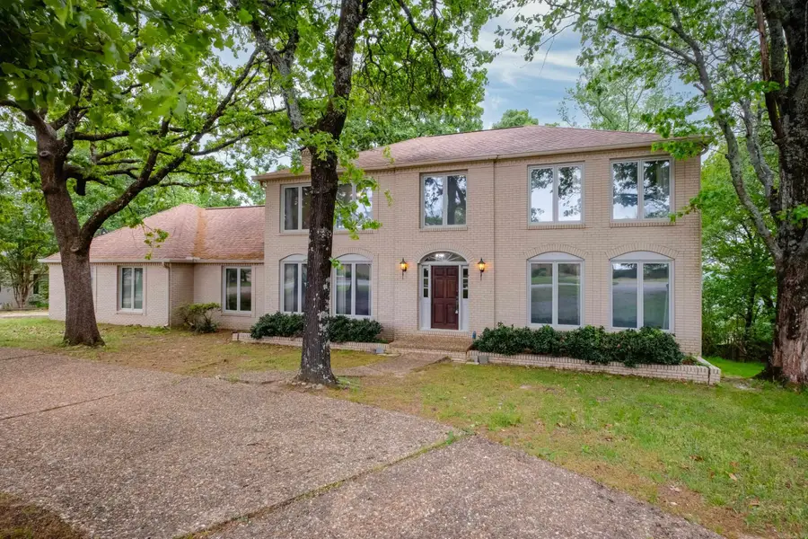 13101 Rivercrest Drive, Little Rock, AR 72212 - #2