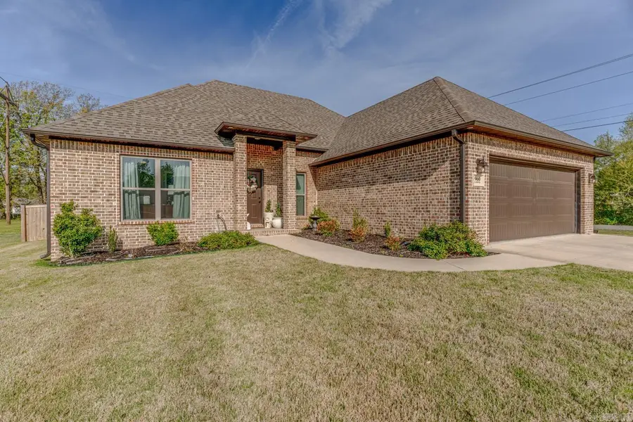 900 S 59th Street, Paragould, AR 72450 - #2