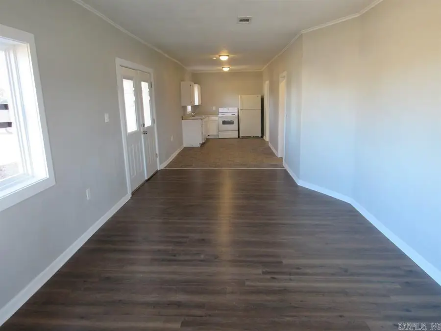 1100 E Rock Street, Morrilton, AR 72110 - #2