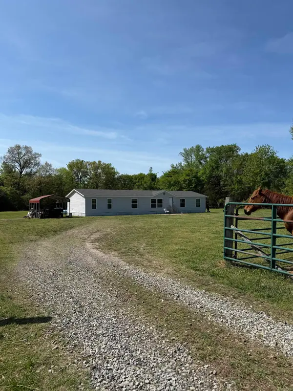 149 Wiljak Road, Romance, AR 72136