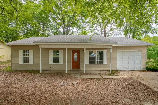 28 Greenhaven Pl, Jacksonville, AR 72076