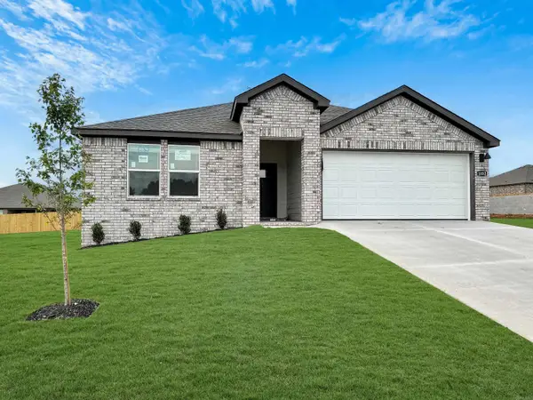 6328 Warwick Drive, Bryant, AR 72002