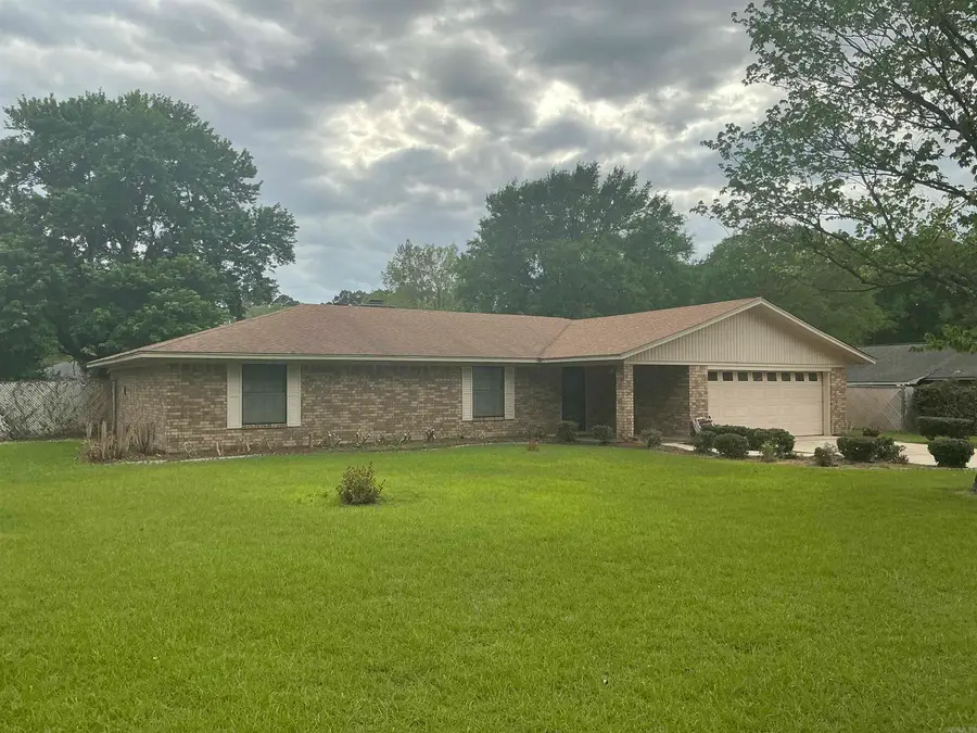 1002 Waterwell, Crossett, AR 71635 - #2