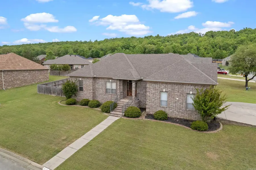 91 Lakeland Drive, Cabot, AR 72023 - #2