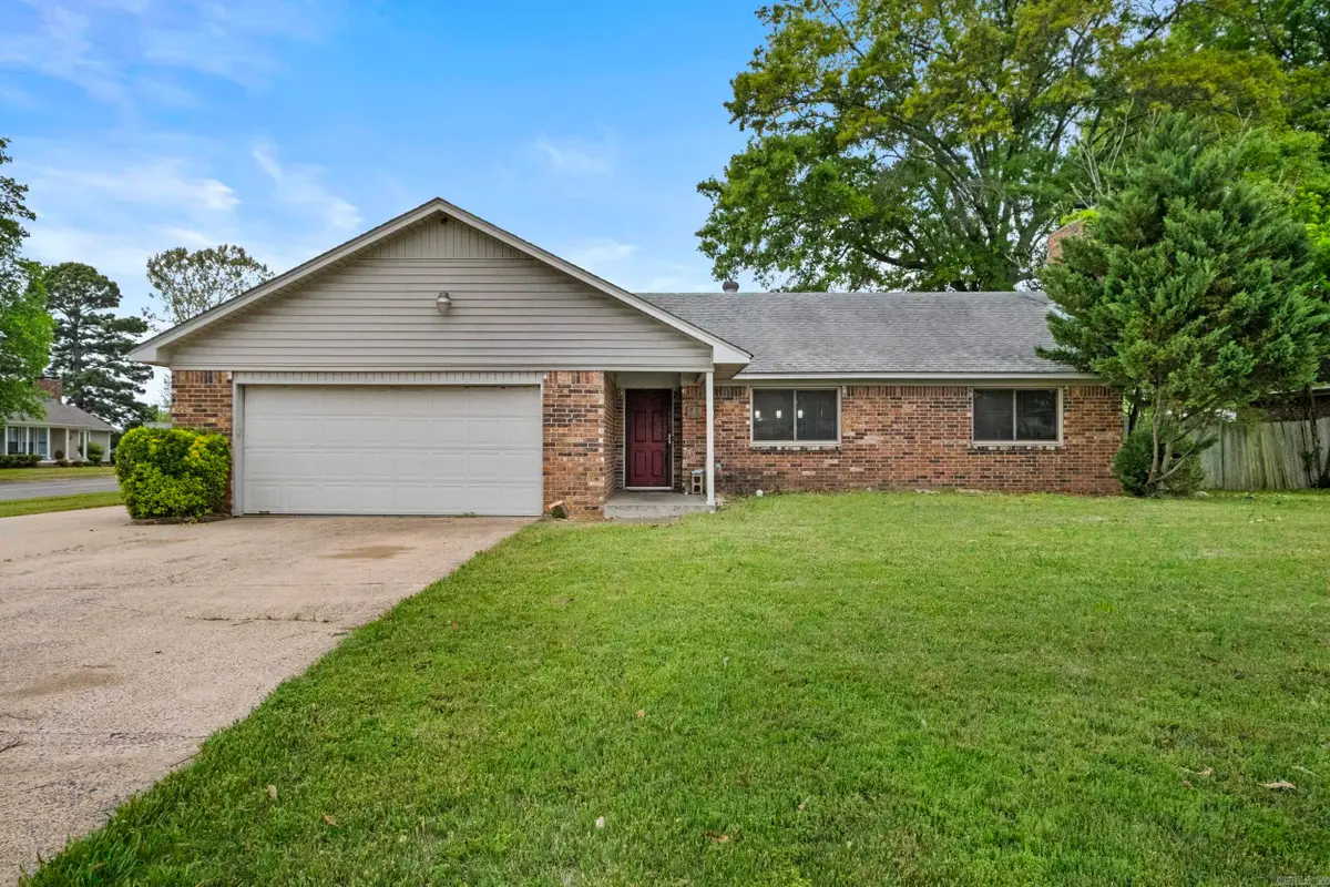 1 Devon Lane, Jacksonville, AR 72076 - #1
