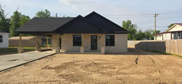 809 Forrest Ave E, Wynne, AR 72396