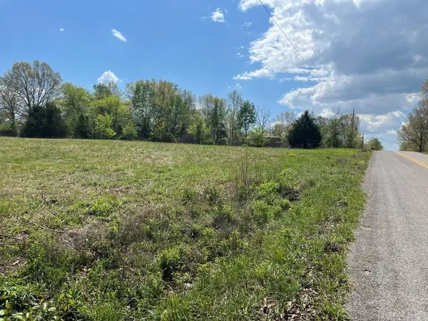 3089 Cr 27, Mountain Home, AR 72653