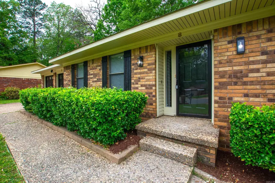8 Orange Blossom Circle, Little Rock, AR 72210 - #2