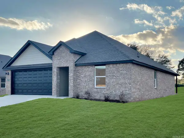 44 Wolfsbridge Loop, Cabot, AR 72023