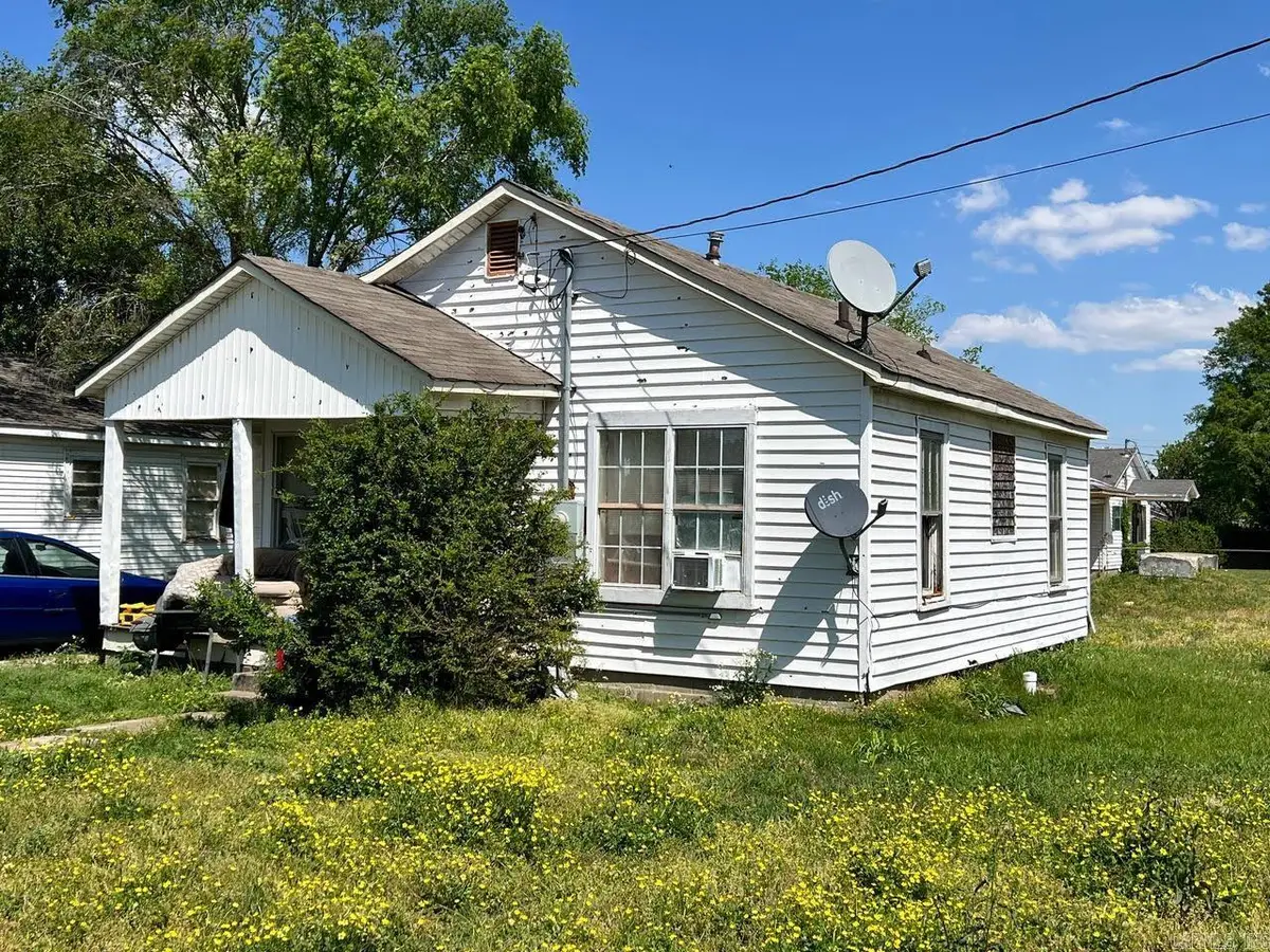 2016 Maurice Street, Jonesboro, AR 72401 - #1