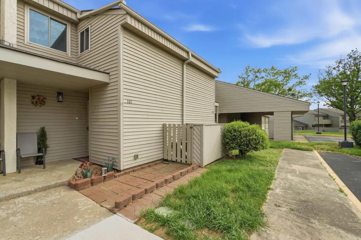 135 Hillview Dr #101 #101, Fairfield Bay, AR 72088 - #1