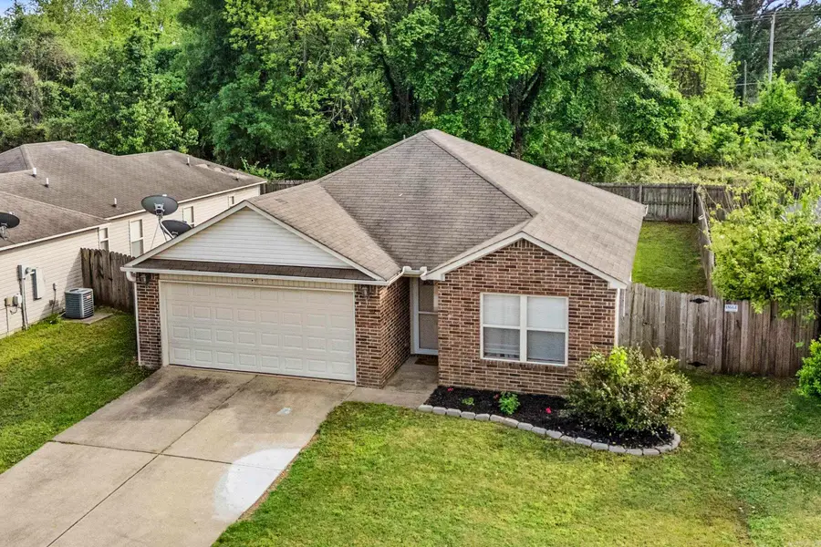 512 Saunders Drive, North Little Rock, AR 72117 - #2