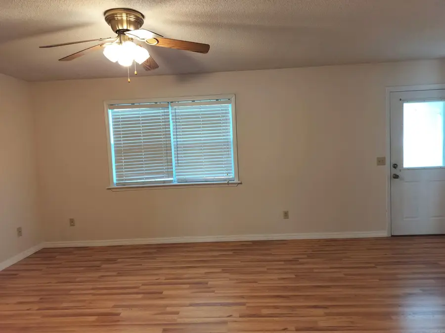 7 Killane Street, Clarksville, AR 72830 - #2