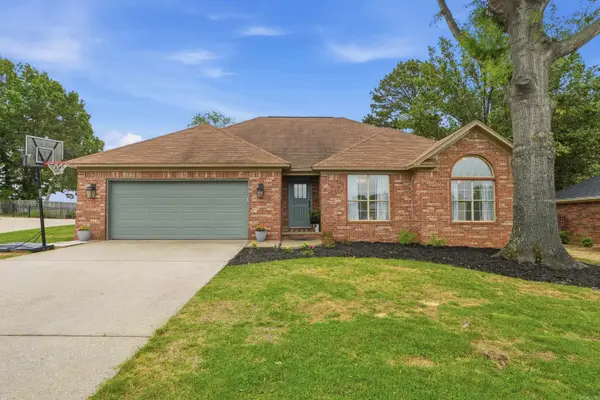 410 Whitney Woods, Conway, AR 72034