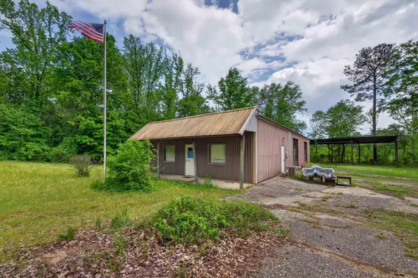 315 Deceiper Hill Rd Road, Arkadelphia, AR 71923