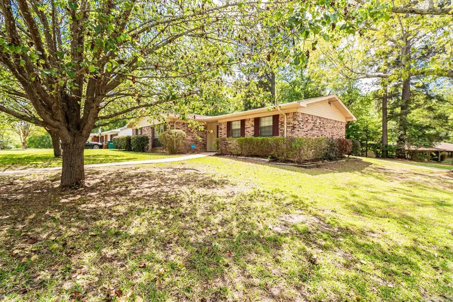 1222 Crestwood Dr., El Dorado, AR 71730 - #2