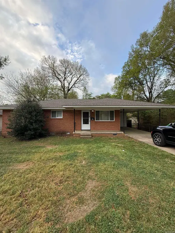 6803 W 34th Street, Little Rock, AR 72204
