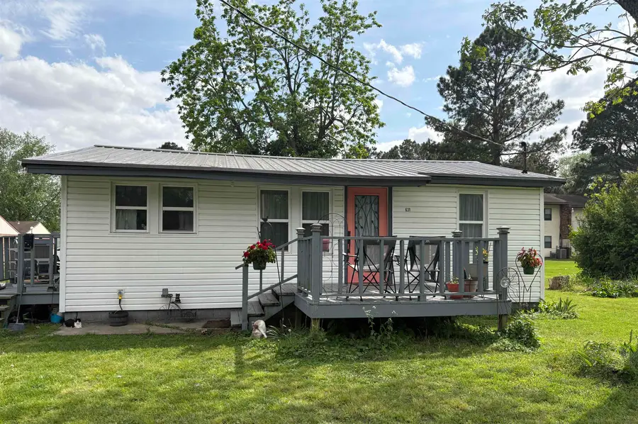 631 E Castleberry Street, Piggott, AR 72454 - #2