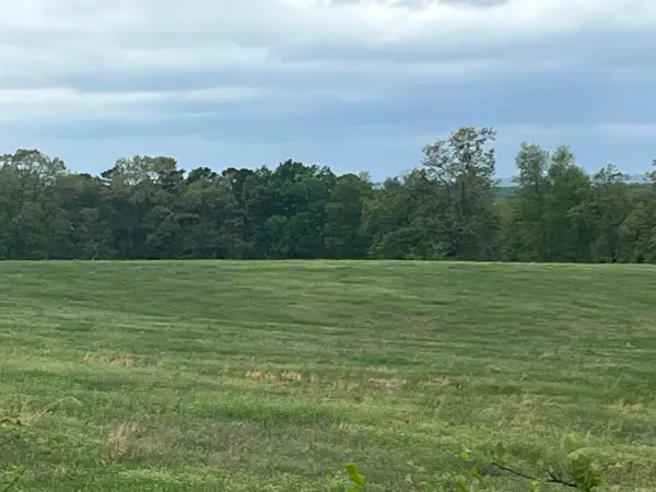 Address Withheld By Seller, Damascus, AR 72039