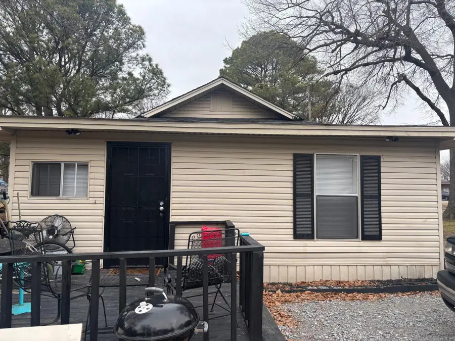 329 Arkansas Ave, Wynne, AR 72396 - #3